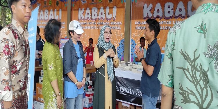 FOTO: OLIVIA/MATAKALTENG - Kepala Dinas Perpustakaan dan Arsip Daerah Kalimantan Tengah, Nunu Andriani, saat menghadiri Penutupan Festival Literasi dan Sosiologi 2023.