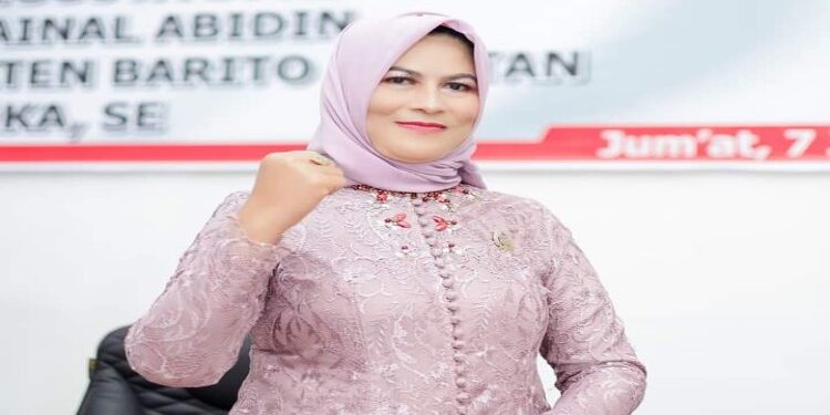 FOTO: MATAKALTENG - Wakil Ketua II DPRD Barito Selatan, Hj Enung Irawati.