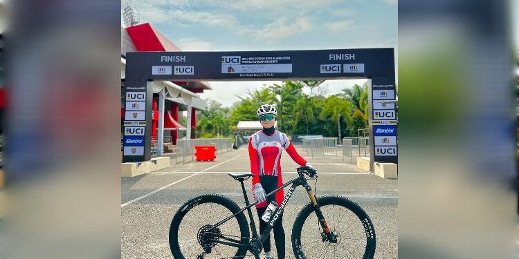 FOTO: VI/MATAKALTENG - Pebalap asal Indonesia, Dara Latiffa, yang berhasil menjuarai UCI MTB 2023.