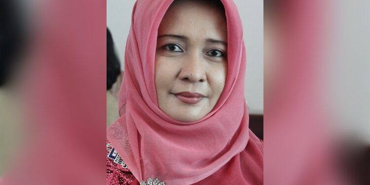 FOTO: MATAKALTENG - Ketua Fraksi Golkar DPRD Kabupaten Barsel, Hj Nyimas Artika.