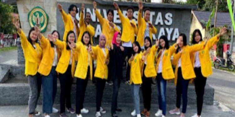 FOTO: MATAKALTENG - Mahasiswa UPR yang menjalani KKN di sambut langsung oleh Pemkab Barsel.