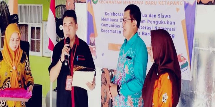 FOTO: DISDIK/MATA KALTENG - Kegiatan komunitas literasi numerasi SMP Kecamatan Mentawa Baru Ketapang.