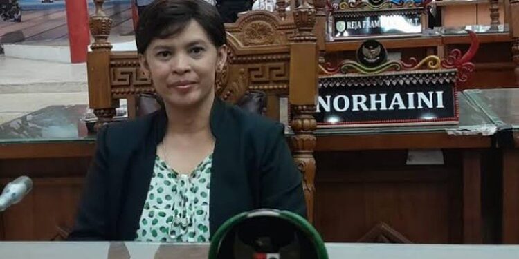 FOTO: MATAKALTENG - Wakil Ketua II Komisi B DPRD Palangka Raya, Junita BR Ginting.