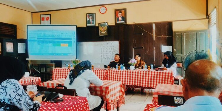 FOTO: DISDIK/MATA KALTENG - Monev PMM oleh BPMP Provinsi Kalteng di Kotim, 29 November 2023.