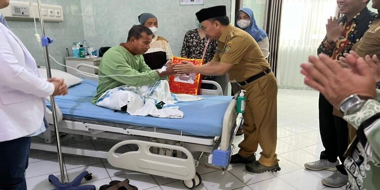 FOTO: MATAKALTENG - Gubernur Hadiri Operasi Bedah Jantung Terbuka Perdana di RSUD Doris Sylvanus.