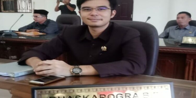 FOTO: MATAKALTENG - Anggota Komisi III DPRD Barsel, Bhaskarogra Basuki.