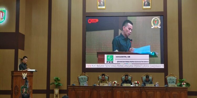 FOTO : ANR/MATAKALTENG - Juru bicara Fraksi Partai PKB DPRD Katingan, Sugianto.