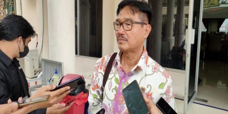 FOTO: MATAKALTENG - Ketua DPRD Barsel, Farid Yusran.
