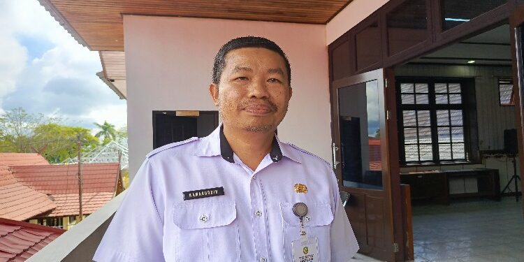 FOTO: MATAKALTENG - Plt BKPSDM Kotim, Kamaruddin Makalepu.