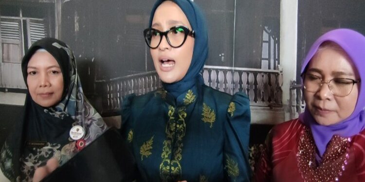 FOTO: MATAKALTENG - Bunda Literasi Provinsi Kalteng, Ivo Sugianto Sabran.