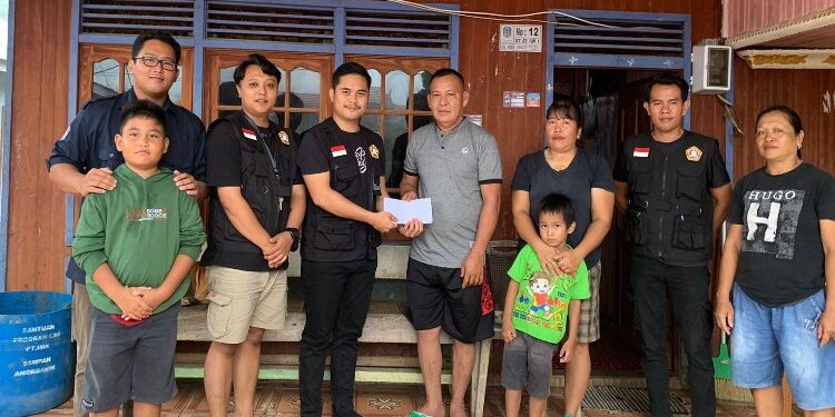 FOTO: MATAKALTENG - Aksi peduli kembali dilakukan oleh Karang Taruna Murung Raya (Mura).