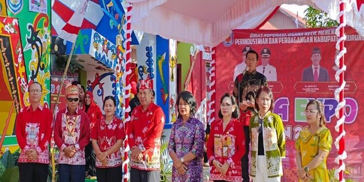 FOTO: MATAKALTENG - Kepala Diskop UKM Perindag Mura, Suria Siri.