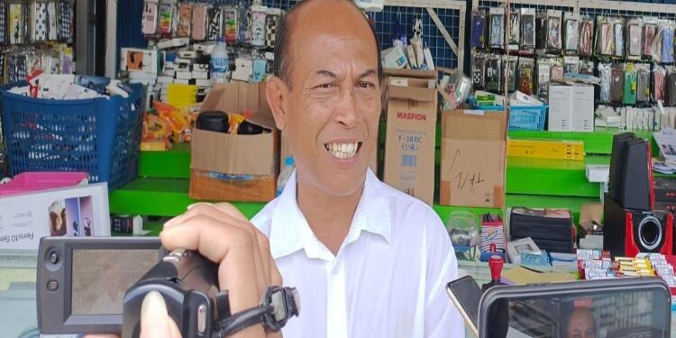 FOTO: MATAKALTENG - Kepala Dinas Koperasi, Usaha Kecil Menengah, Perindustrian dan Perdagangan (Diskop UKM Perindag) Murung Raya (Mura), dr. Suria Siri.