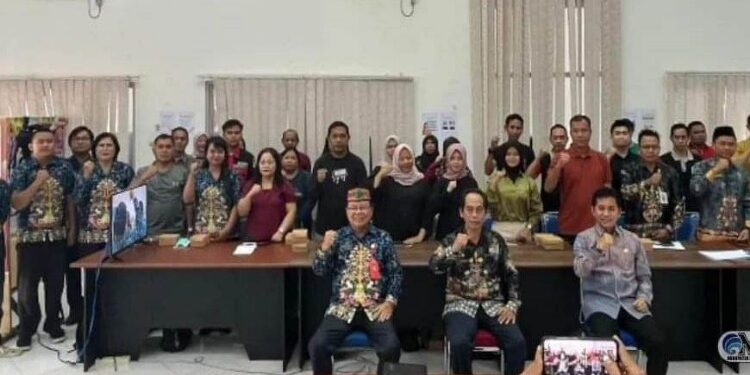 FOTO: MATAKALTENG - Dinas Komunikasi, Informatika, Statistik dan Persandian (Diskominfo SP) Murung Raya (Mura) melaksanakan Sosialisasi Implementasi e-kinerja Lingkungan Pemerintah Kabupaten Murung Raya, Jumat (7/7/2023).