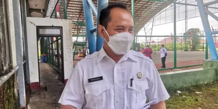 Kepala Diskoperindag Kabupaten Seruyan, Primermen.