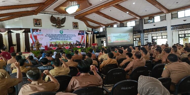 FOTO: DEVIANA/MATAKALTENG - Kegiatan evaluasi pengelolaan keuangan desa, Selasa 12 Desember 2023.