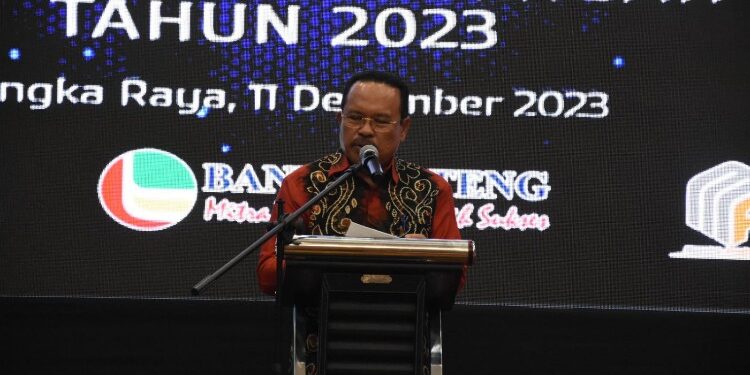 FOTO: MATAKALTENG - Sekda Hadiri Penganugerahan Keterbukaan Informasi Badan Publik di Kalteng.