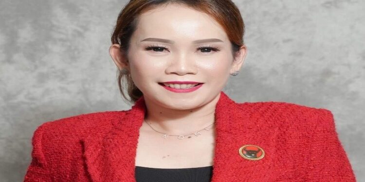 FOTO: MATAKALTENG - Anggota DPRD Kabupaten Gumas, Nomi Aprilia.