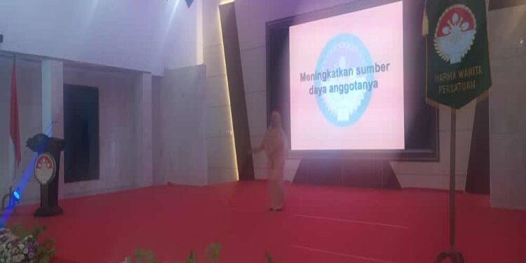 FOTO: AKH/MATAKALTENG - Peringatan HUT DWP ke-24 di Aula Kantor Bupati Sukamara.