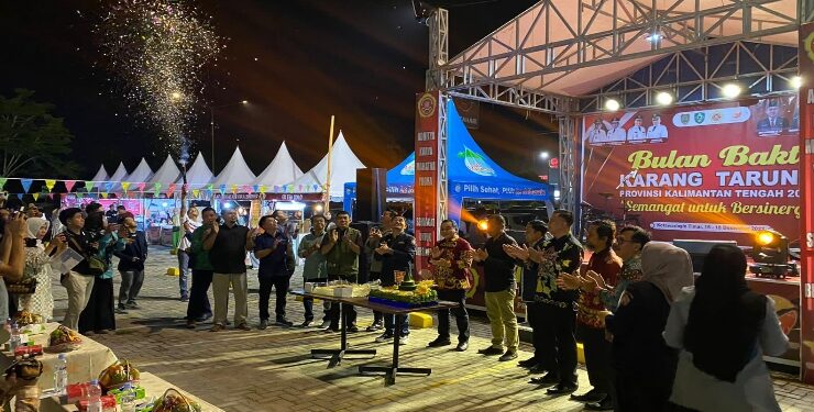 FOTO : IST/MATAKALTENG - Puncak Hari Bulan Bakti Karang Taruna, Sabtu 16 Desember 2023 malam.