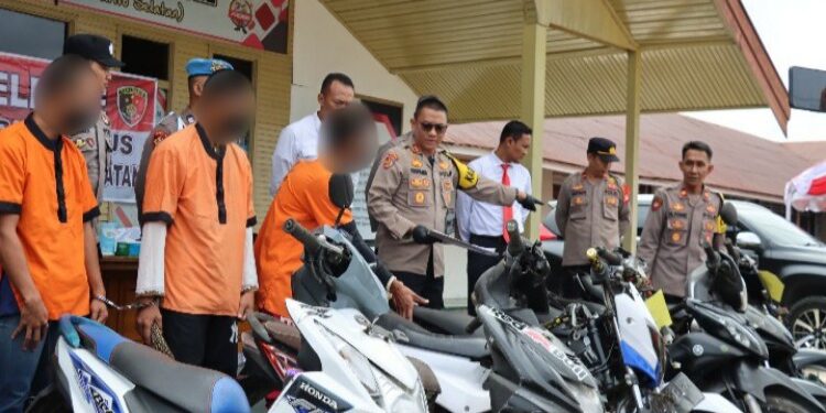 FOTO: MATAKALTENG - Jajaran Polres Barsel, pada saat menggelar press release kasus curanmor.