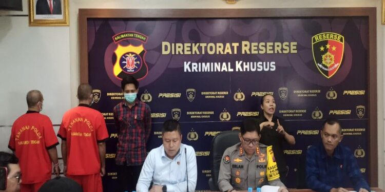 FOTO: RZL/MATAKALTENG - Jajaran Polda Kalteng, pada saat menggelar press release.