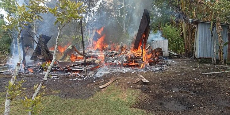 FOTO: RZL/MATAKALTENG - Kondisi rumah korban yang hangus dilahap api.