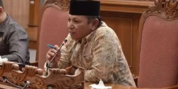 FOTO: MATAKALTENG - Wakil Ketua I DPRD Kotim, Rudianur.