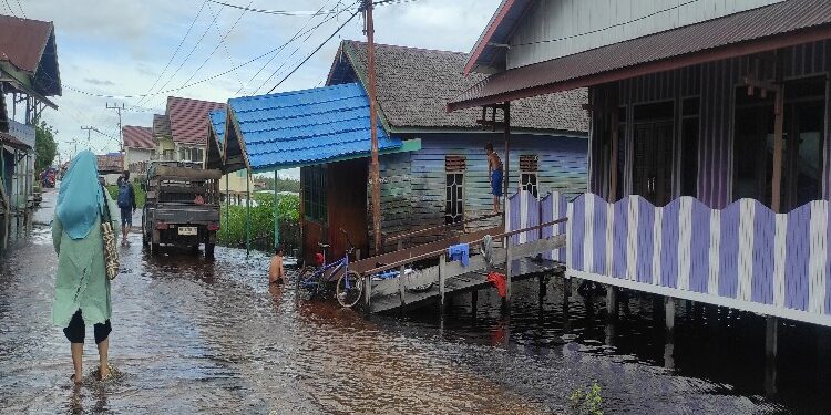 FOTO: MATAKALTENG - Banjir diwilayah Kota Palangka Raya, beberapa waktu lalu.