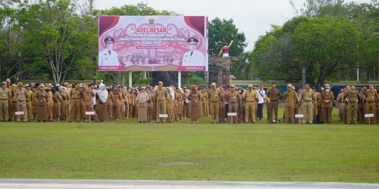 FOTO: MATAKALTENG - ASN Dilingkup Pemprov Kalteng saat melaksanakan apel besar.