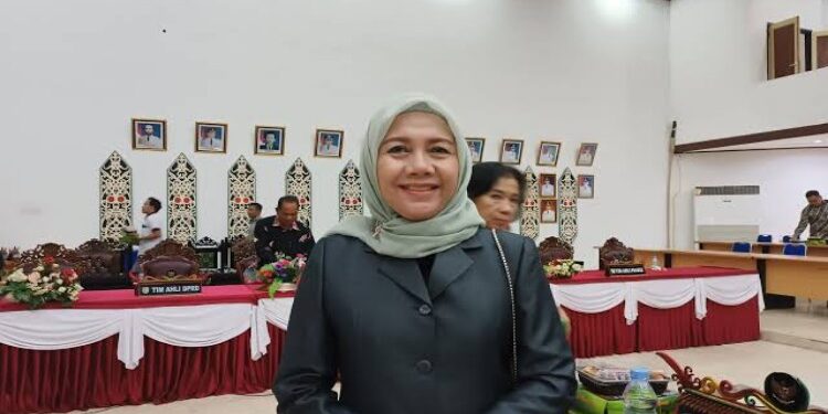 FOTO: MATAKALTENG - Anggota Komisi C DPRD Palangka Raya, Norhaini.