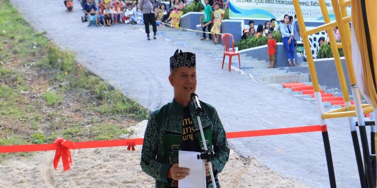 FOTO: MATAKALTENG - Bupati Gunung Mas, Jaya S Monong.