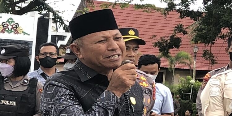 Wakil Ketua DPRD Kotim, Rudianur.