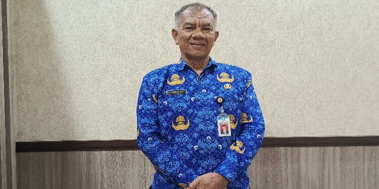 FOTO: MATAKALTENG - Kepala Kesbangpol Kotim, Sanggul Lumban Gaol.