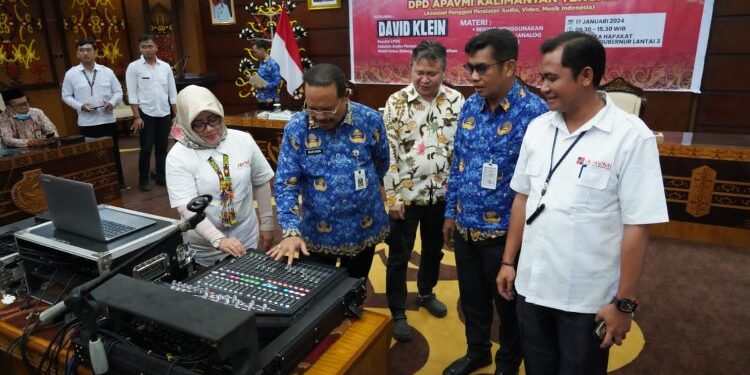 FOTO: MATAKALTENG - Pembukaan Seminar Audio.