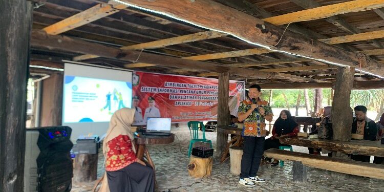 FOTO: IST/MATAKALTENG - Bimtek penginputan sistem informasi rencana umum pengadaan (SiRUP) dan pelatihan penggunaan aplikasi Si PeBeJe, 19 Januari 2024.