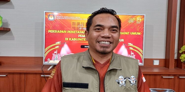 Anggota KPU Kotim, Efendi.