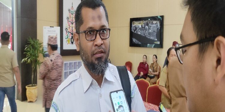 FOTO: MATAKALTENG - Anton Budiono, Koordinator Bidang Data Dan Informasi Stasiun Meteorologi Tjilik Riwut.