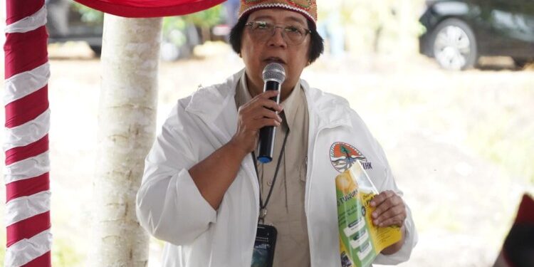 FOTO: MATAKALTENG - Menteri LHK RI Siti Nurbaya Bakar saat menyampaikan sambutannya.