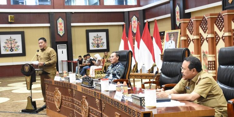 FOTO: MATAKALTENG - Wagub Terima Tim BPK RI Perwakilan Kalteng Lakukan Pemeriksaan Interim LKPD Tahun Anggaran 2023.