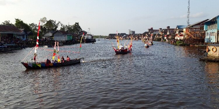 FOTO: AKH/MATAKALTENG - Sungai jelai di Sukamara tercemar ringan.