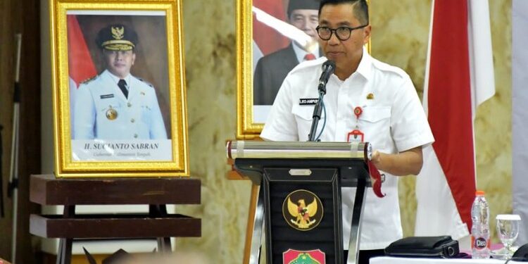FOTO: MATAKALTENG - Kepala Bappedalitbang Kalteng, Leonard S. Ampung.