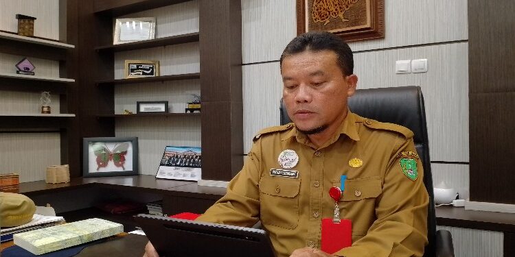 FOTO: MATAKALTENG - Sekda Sukamara, Rendy Lesmana.