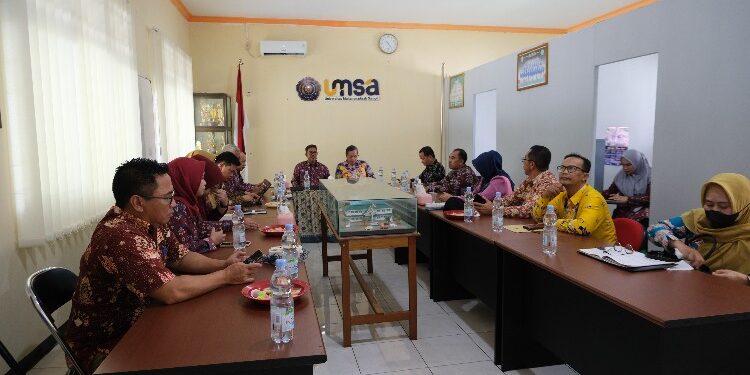 FOTO: DIAN/MATA KALTENG - Pertemuan kerja sama antara Dinkes Kotim dan UMSA, 15 Februari 2024.