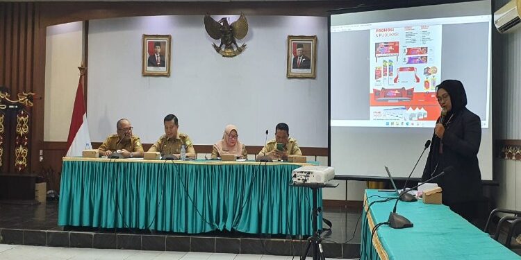 FOTO : DEVIANA/MATAKALTENG - Rapat penetapan Pekan Investasi Sampit Expo 2024, Senin 19 Februari 2024.