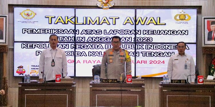 FOTO: MATAKALTENG - Kapolda Kalteng, Irjen Pol Djoko Poerwanto, pada saat memimpin entry meeting pemeriksaan BPK RI atas laporan keuangan Polda Kalteng tahun anggaran 2023.