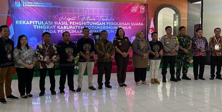 FOTO : DIAN/MATA KALTENG - Rekapitulasi penghitungan hasil suara pemilihan umum tahun 2024 di tingkat kabupaten Kotim.