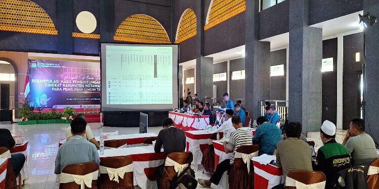 FOTO: Dok/MATA KALTENG - Rekapitulasi penghitungan suara di tingkat kabupaten Kotim pada Pemilu 2024.