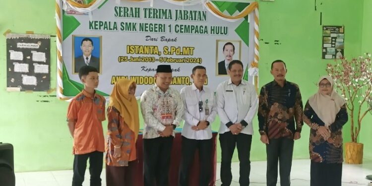 FOTO: IST/MATA KALTENG - Acara pisah sambut kepsek SMKN 1 Cempaga Hulu.