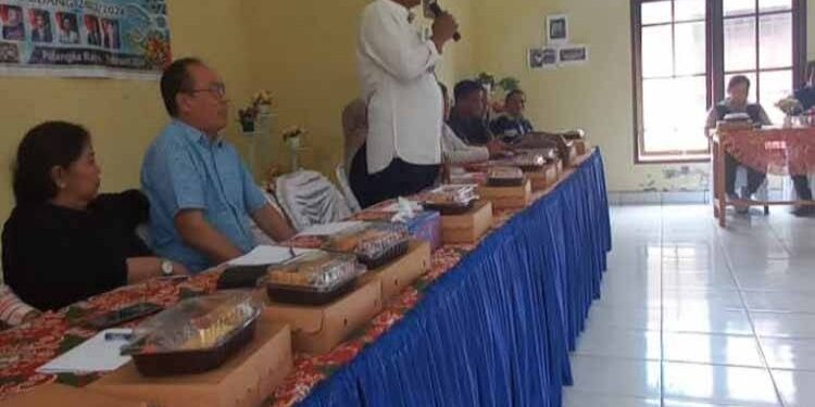 FOTO: MATAKALTENG - Kegiatan reses anggota DPRD Dapil III di Kelurahan Langkai, Kecamatan Pahandut, Palangka Raya.